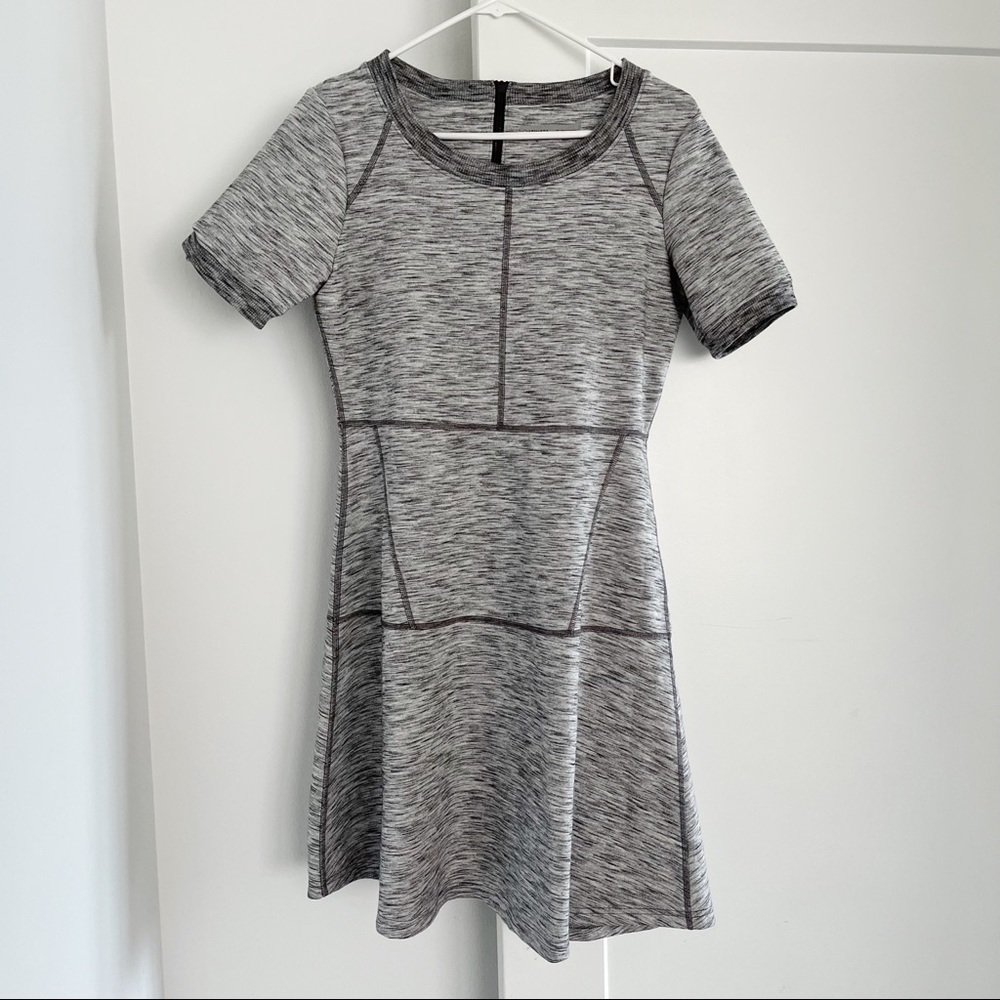 Athleta En Route Fit & Flare Heather Gray Dress - Picture 4 of 5